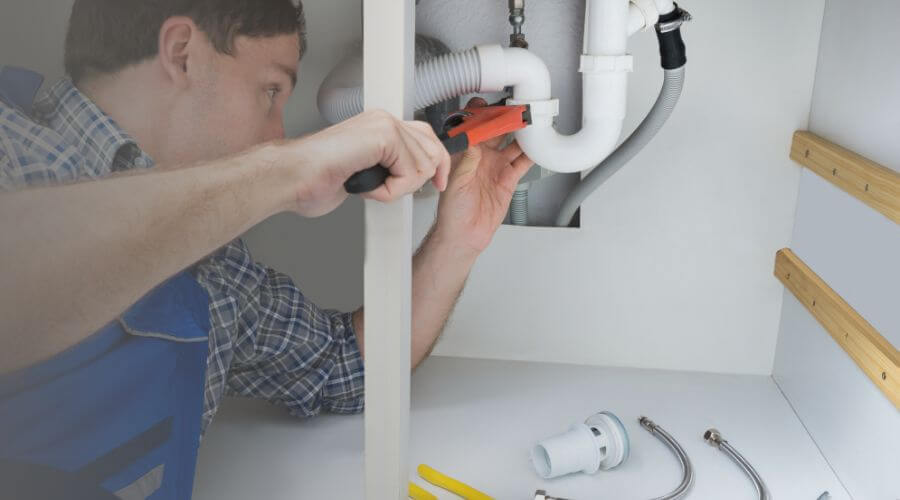 Professional Leak Detection Services in Kremlin, OK